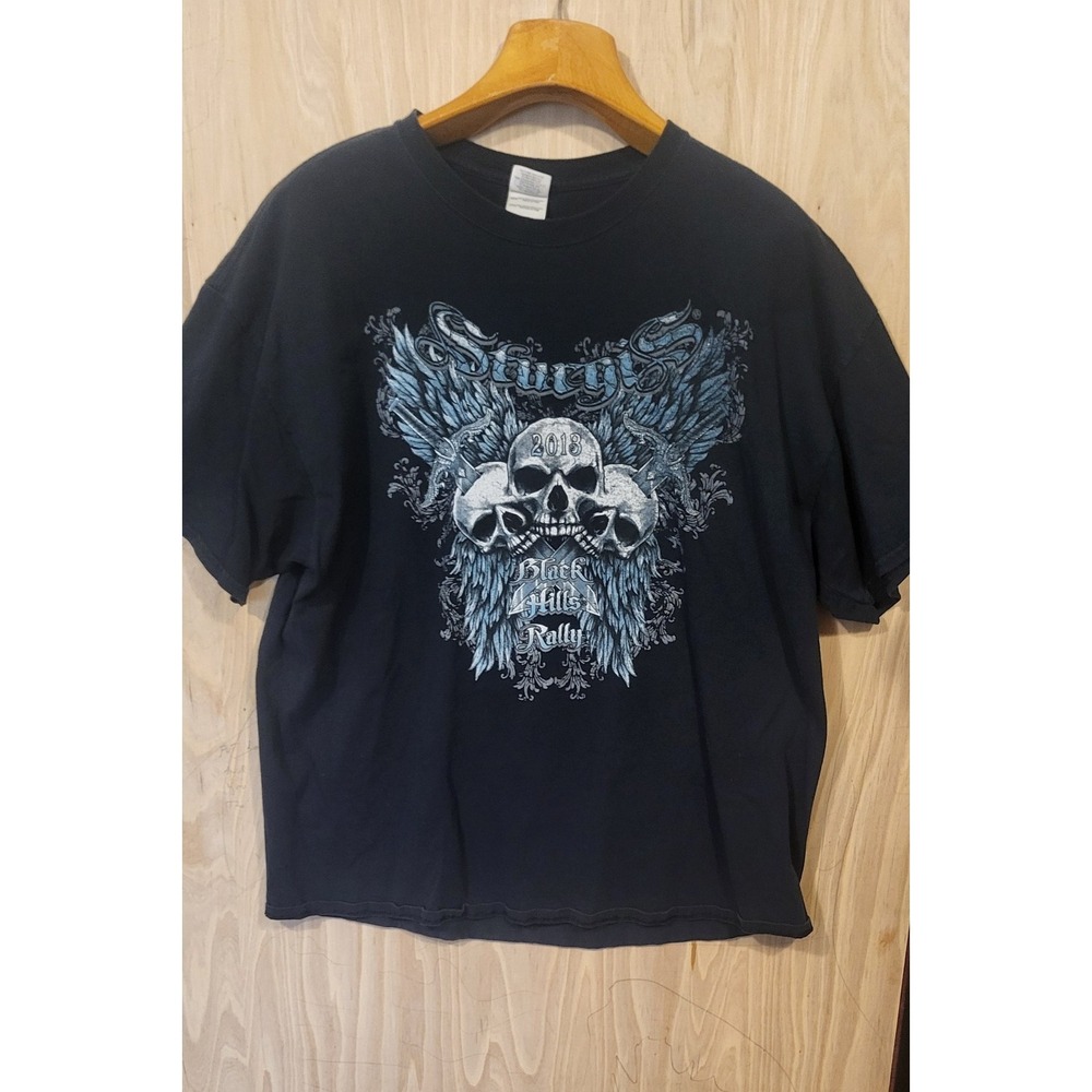 Sturgis 2013 Vintage Black Hills Rally Size 2XL Gildan T-Shirt. Biker Core, Punk